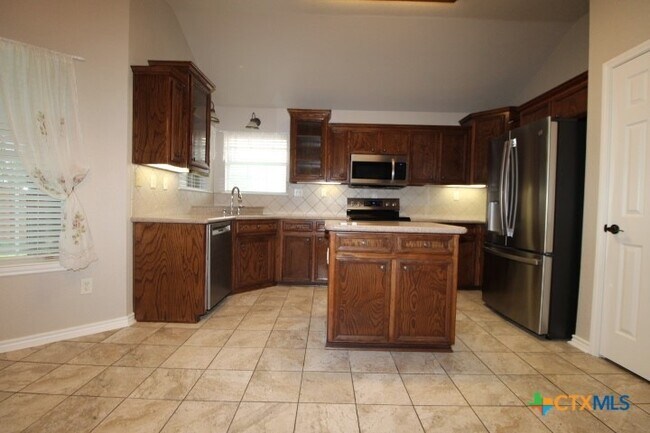 Building Photo - 603 Mustang Trail