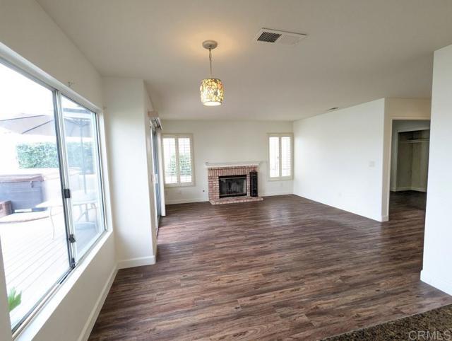 Building Photo - 649 Montage Rd