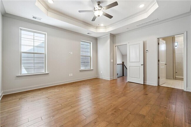 Building Photo - 1105 Kirkland Circle