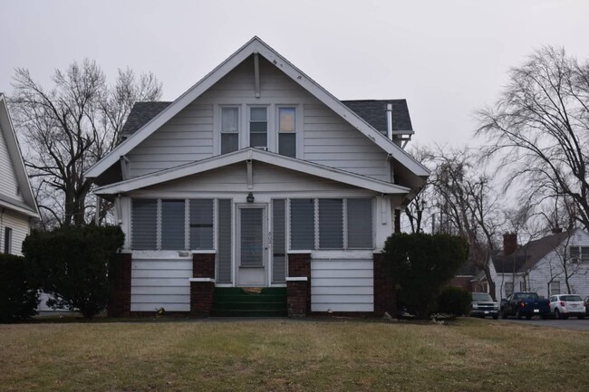 Primary Photo - Four bedroom house directly across from BGSU