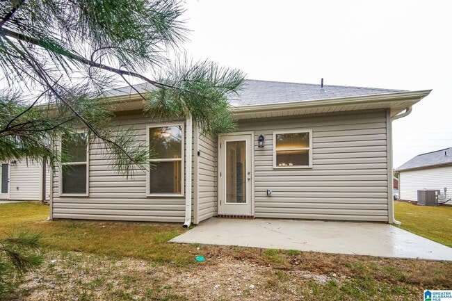 Building Photo - 875 Maple Trce