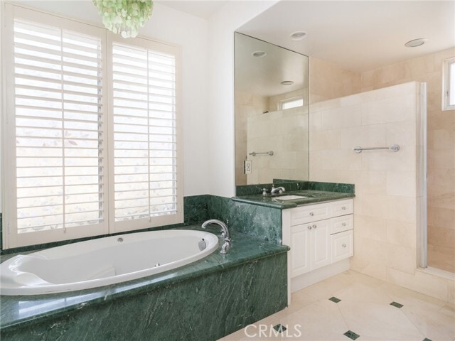 Building Photo - 413 Paseo De La Concha