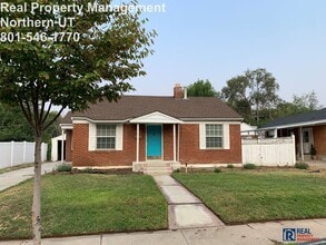 Building Photo - 4 Bedroom 2 Bath Ogden Home Available Now!