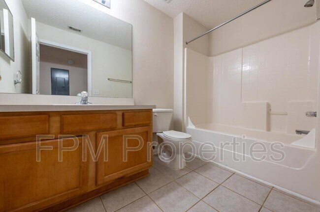Building Photo - 9505 Armelle Way