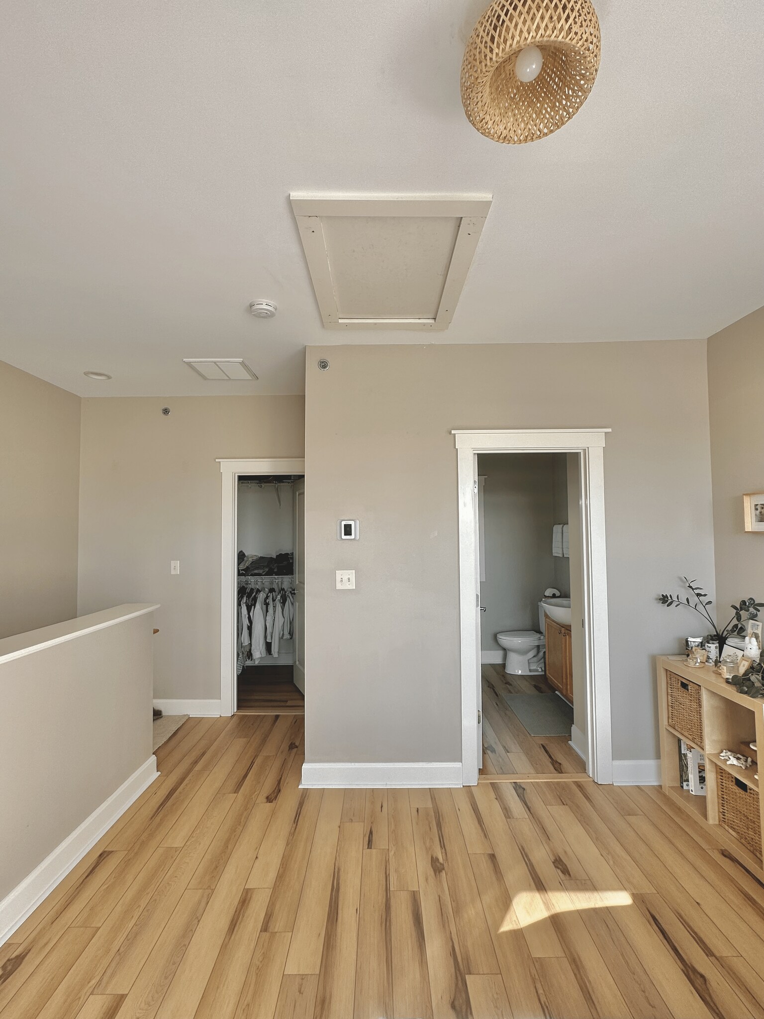 Building Photo - 309 Cedar St