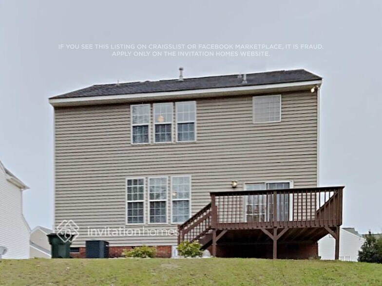 Building Photo - 747 Longitude Way