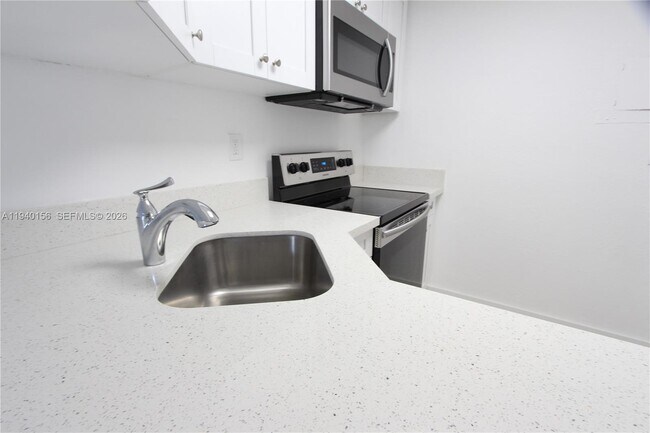 Building Photo - 4550 NW 9th St