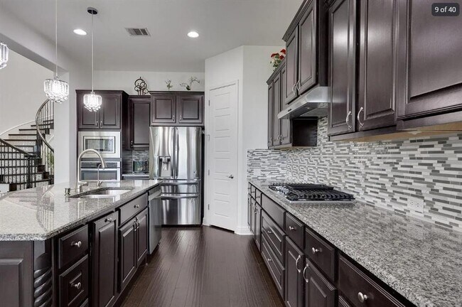 Building Photo - 4208 Bonanza Dr