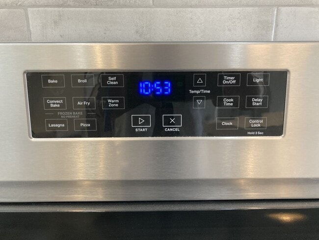 Building Photo - 3604 Campari Dr