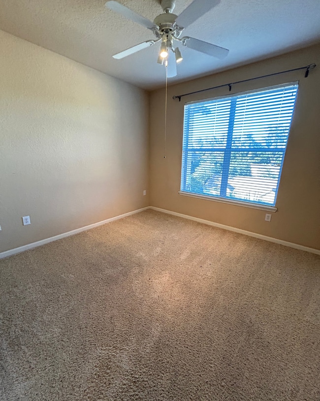 Building Photo - 8539 Gate Pkwy W