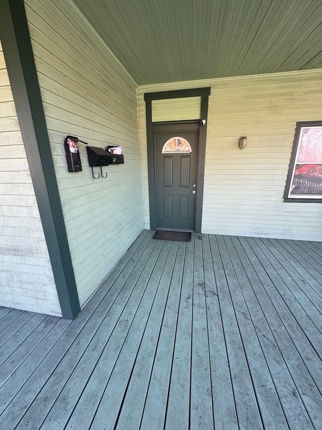 Building Photo - 508 Chestnut St