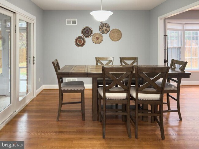 Building Photo - 12826 Camellia Dr