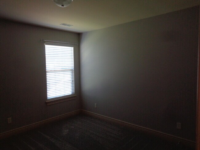 Building Photo - 4803 Cedar Coals Ct