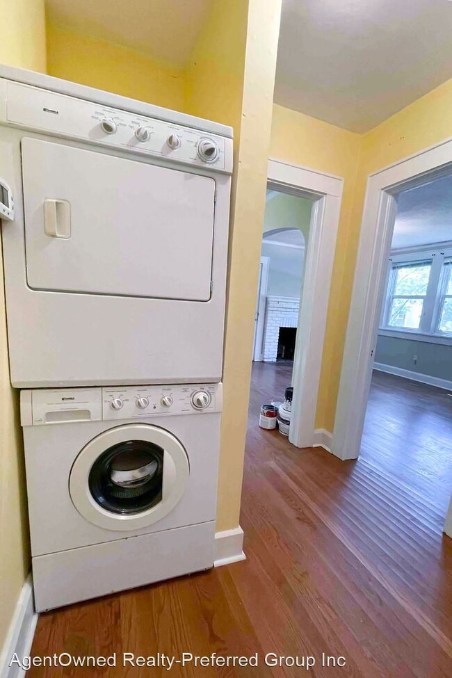 Building Photo - 2 br, 1 bath House - 58 Avondale Avenue