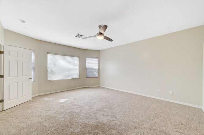 Building Photo - 4 Bedroom Home in Silverstone Ranch / No Rear Neighbors!