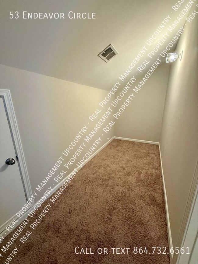 Building Photo - 53 Endeavor Cir