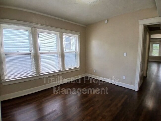 Building Photo - 104 N Indiana Ave