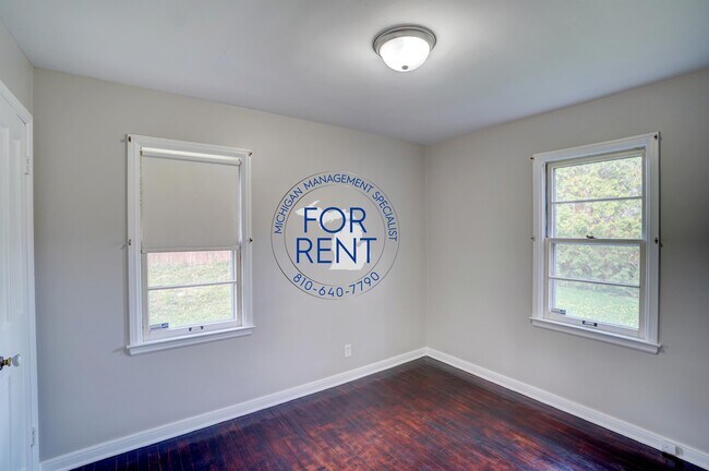 Building Photo - 708 Fremont St