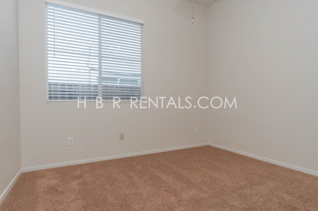 Building Photo - Single Story 3-Bedroom Home in Tracy – 173...