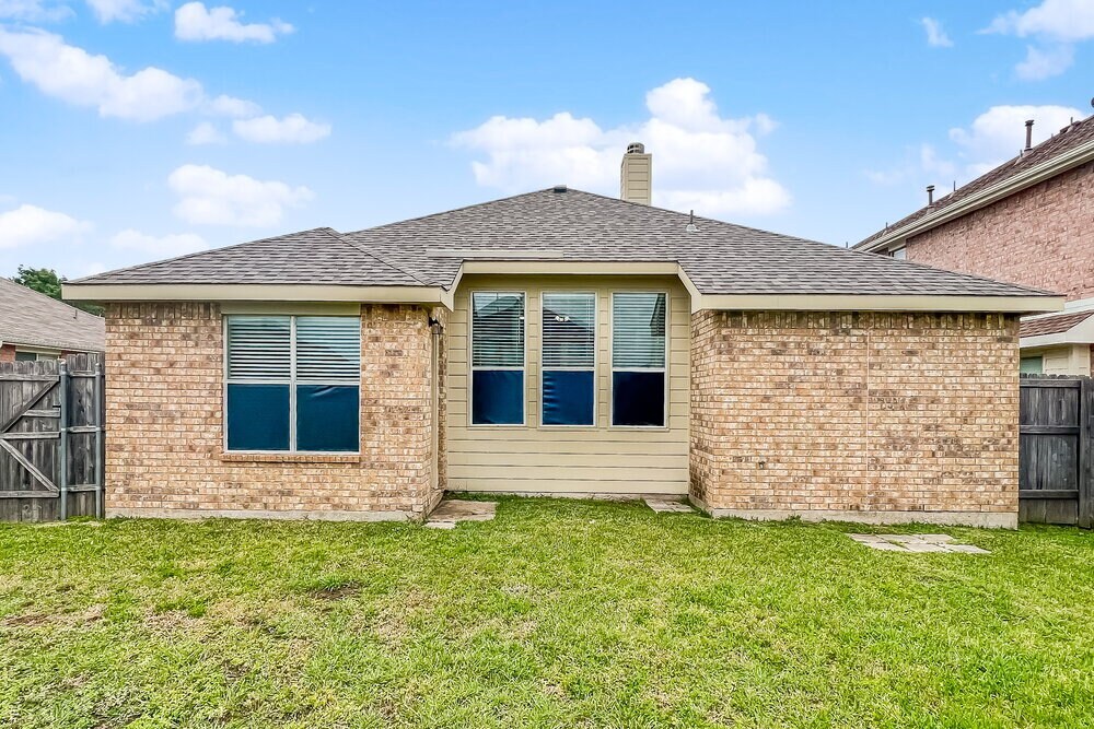 Building Photo - 1603 Wolf Creek Dr