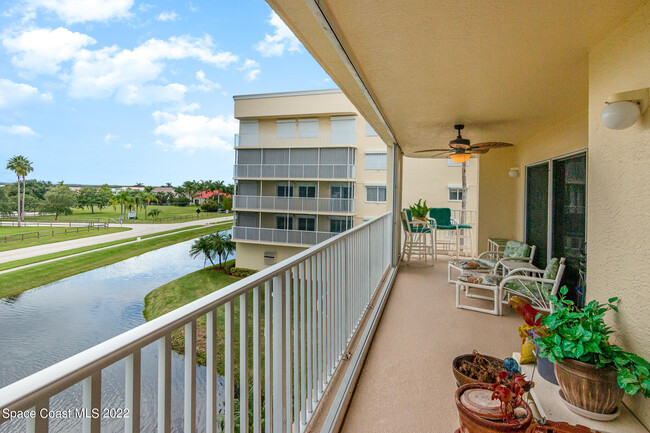 Building Photo - 732 Bayside Dr
