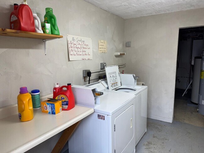 Building Photo - 1187 New Hampshire Rte 175