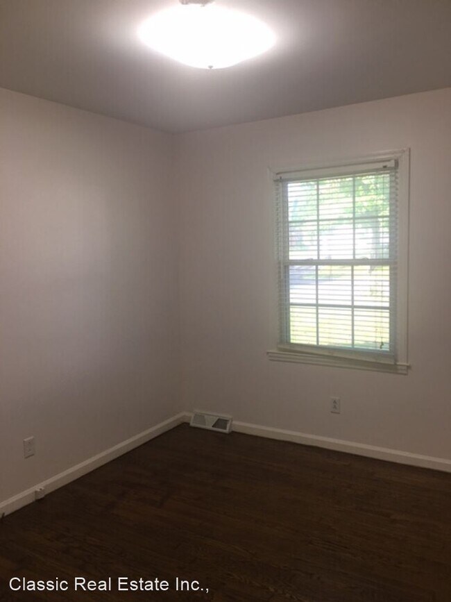 Building Photo - 3 br, 1.5 bath House - 1748 Wyatt Parkway