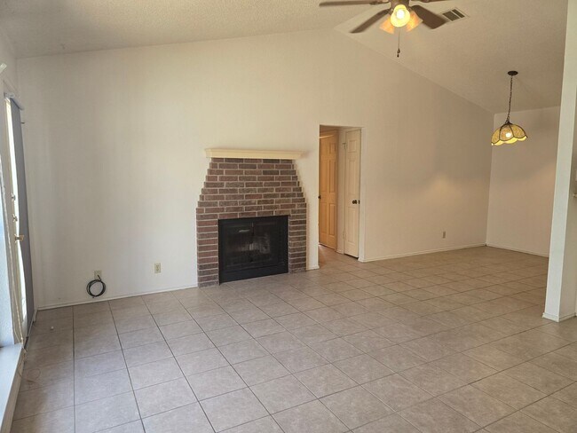 Building Photo - 9403 Kempler Dr