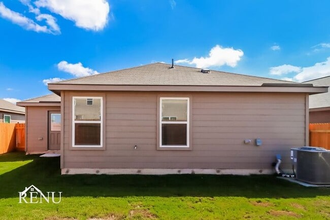 Building Photo - Coming Soon!