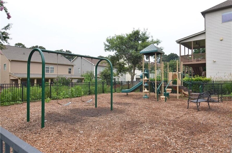 Building Photo - 455 Wakefield Trce
