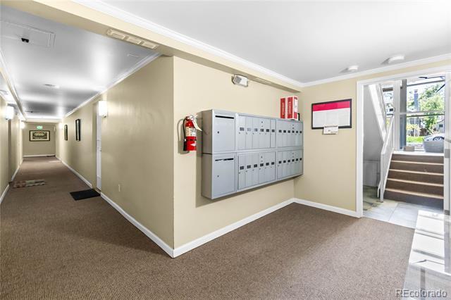 Building Photo - 969 S Pearl St