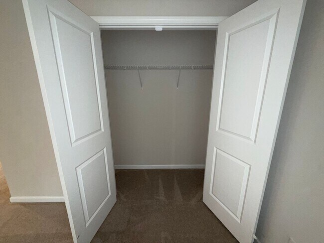 Building Photo - 3099 Blenheim Ct