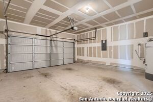 Building Photo - 15111 Pandion Dr