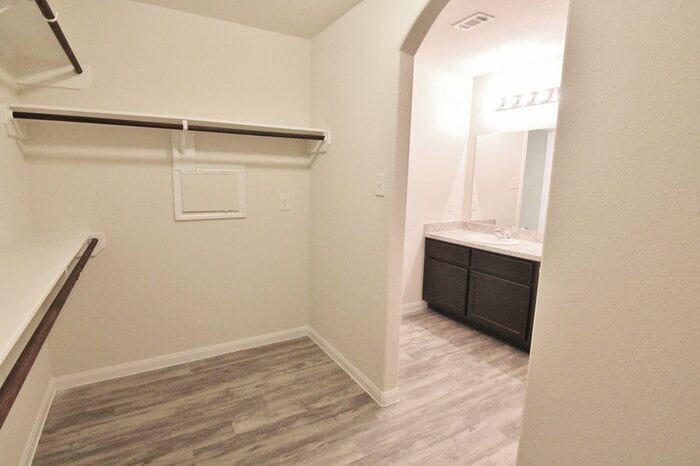 Building Photo - 8223 Tesoro Hills