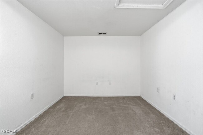 Building Photo - 9409 Ivy Brook Run