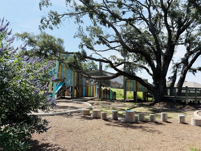 Building Photo - 4914 Olive Province Ln