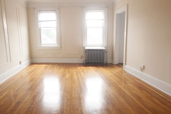 Living Room - 477 Merrick Rd