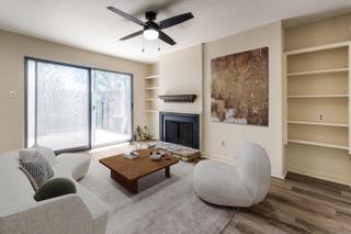 Building Photo - 6910 Hart Ln