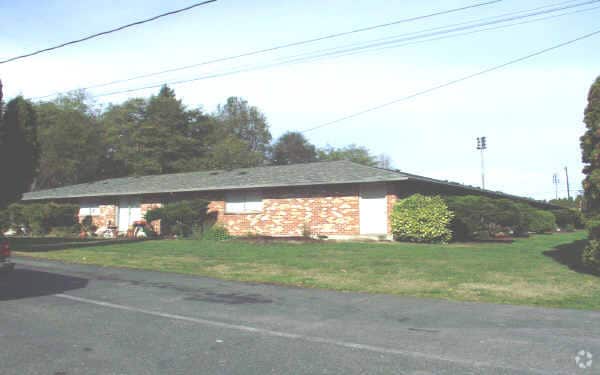 Primary Photo - Hide Away Apartments