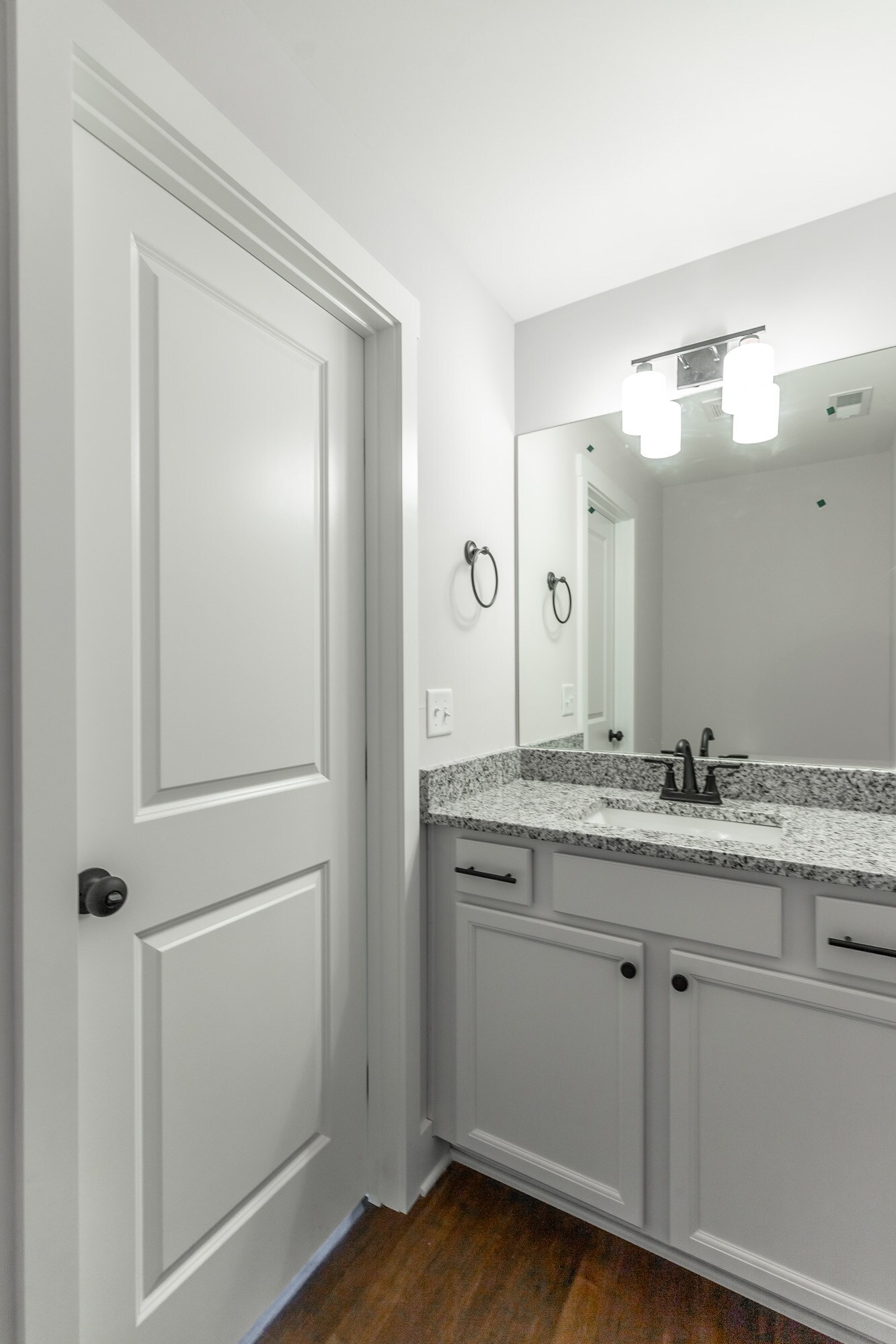 Building Photo - 4654 Heiskell Dr