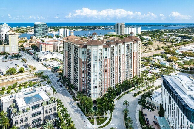 Building Photo - 550 Okeechobee Blvd