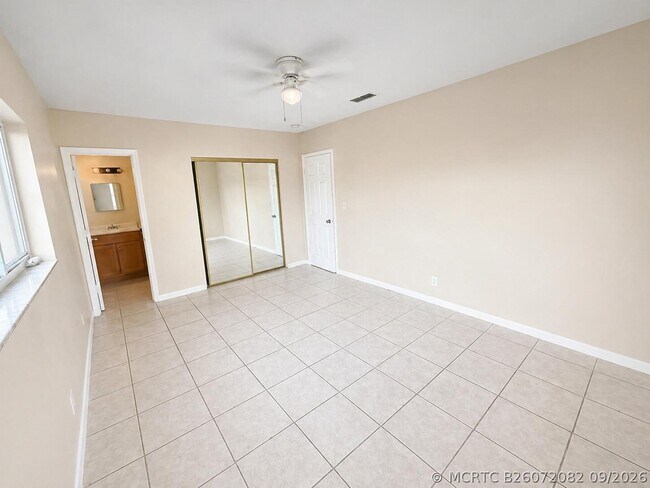 Building Photo - 4151 NW 30th Terrace