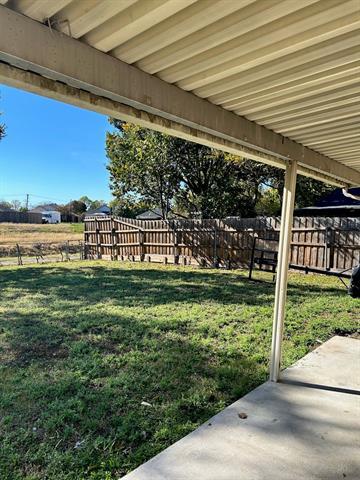 Building Photo - 834 Quebec Dr