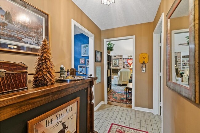 Building Photo - 14311 Sugar Mill Cir