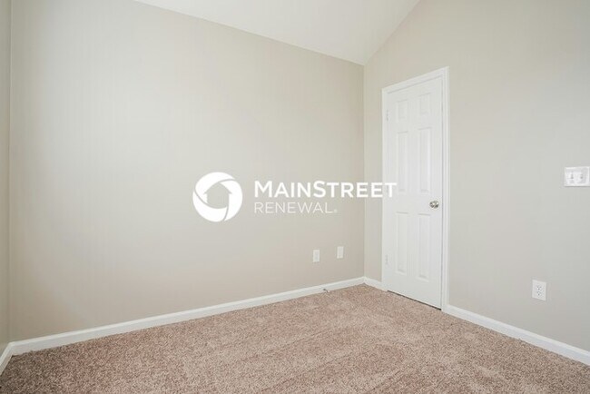 Building Photo - 3 Bedroom Pet-Friendly Home in Raleigh, NC with Main Street Renewal