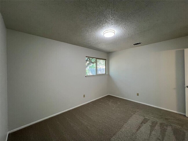 Building Photo - 11510 Powder Mill Trail
