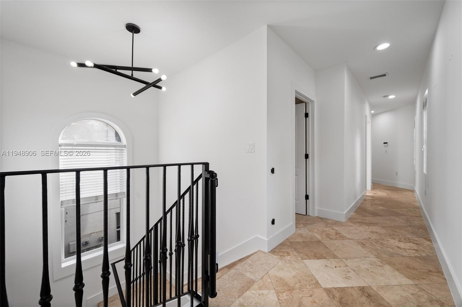 Building Photo - 2922 Virginia St