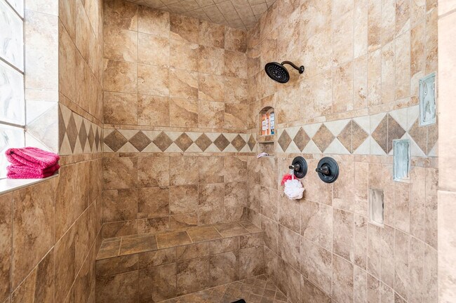 Building Photo - 12705 Chuck Wagon Rd