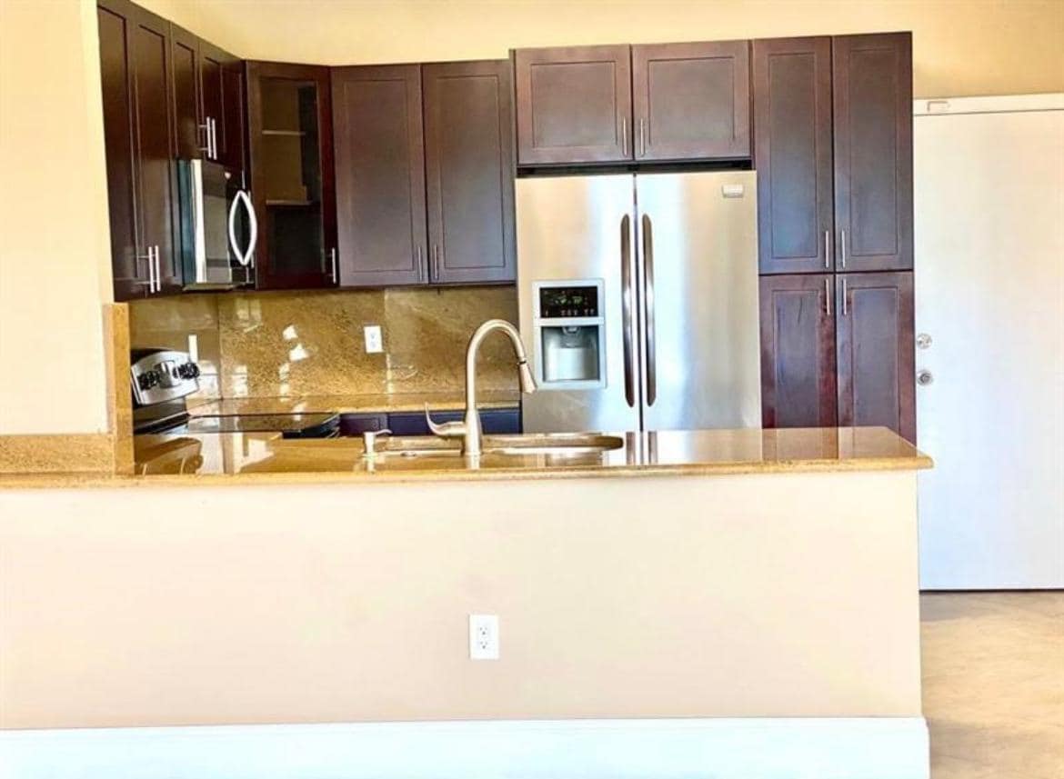 Building Photo - 599 NW 87th Ter