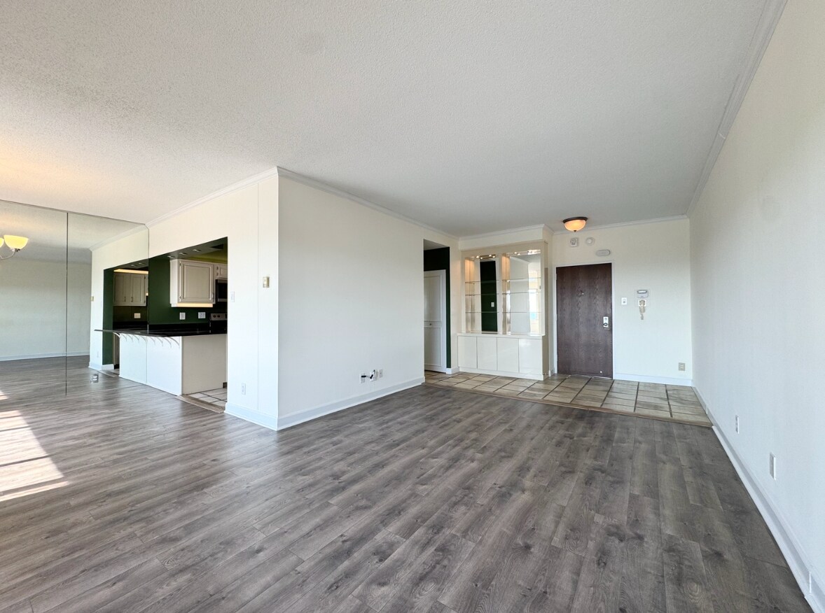 Building Photo - 2510 Grand Blvd